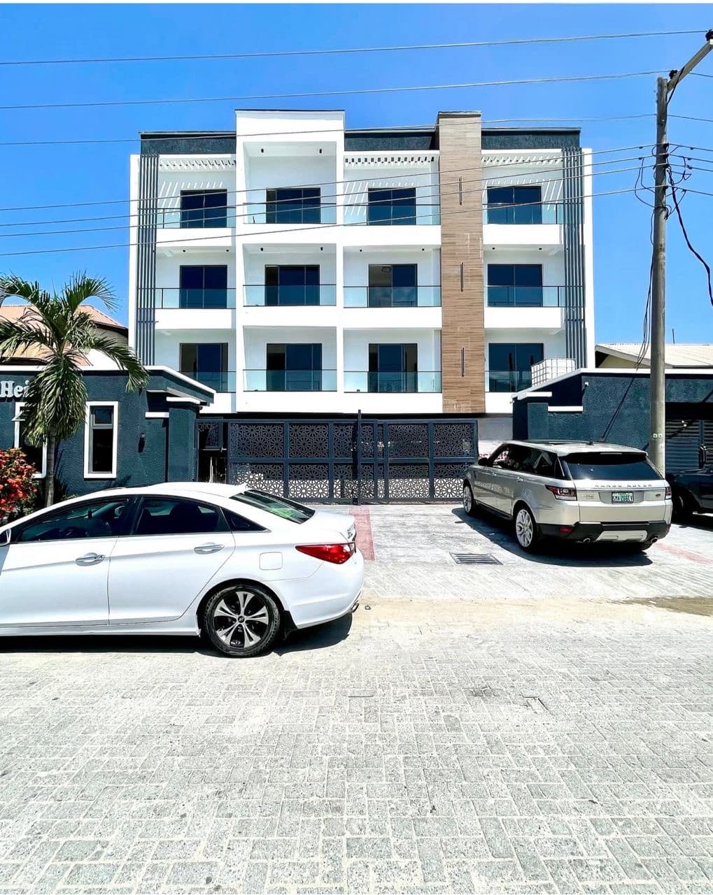 Three bedroom Appartment with BQ