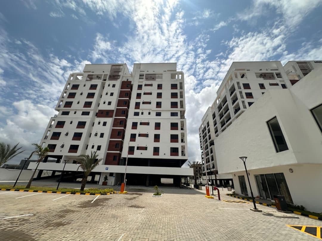 Three bedroom flat for rent with BQ